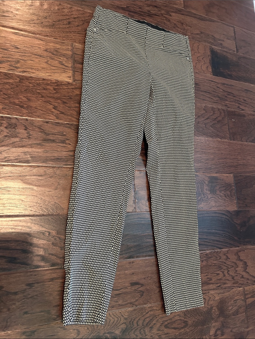 Rafaella Black and Tan Patterned Stretch Leggings
